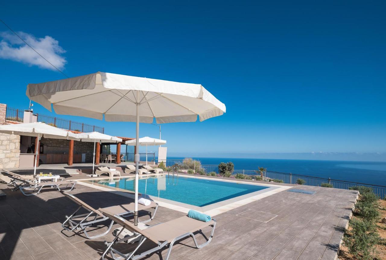 Villa Eolos ลิกาเรีย ภายนอก รูปภาพ