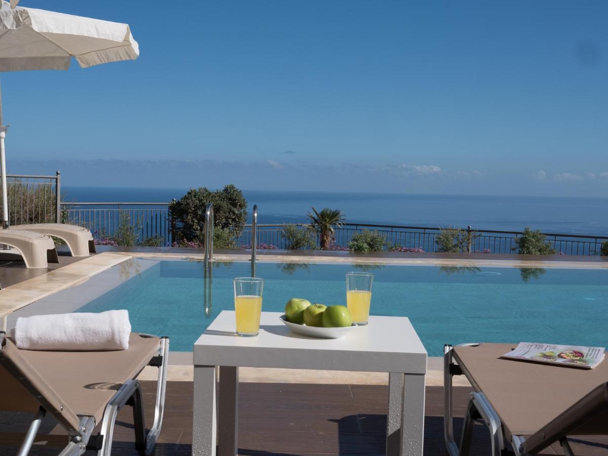 Villa Eolos ลิกาเรีย ภายนอก รูปภาพ
